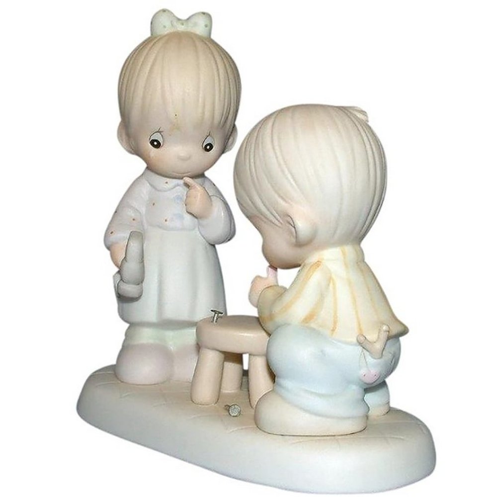 PRECIOUS MOMENT Vintage 1990 Porcelain Figurine Thumb-Body Loves You Hammer Tool